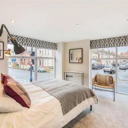 Apartamento Fulham Townhouse, 2 Baths, Parking, Breakfast Londres Exterior foto