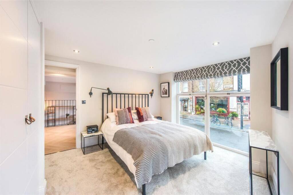 Апартаменты Fulham Townhouse, 2 Baths, Parking, Breakfast *